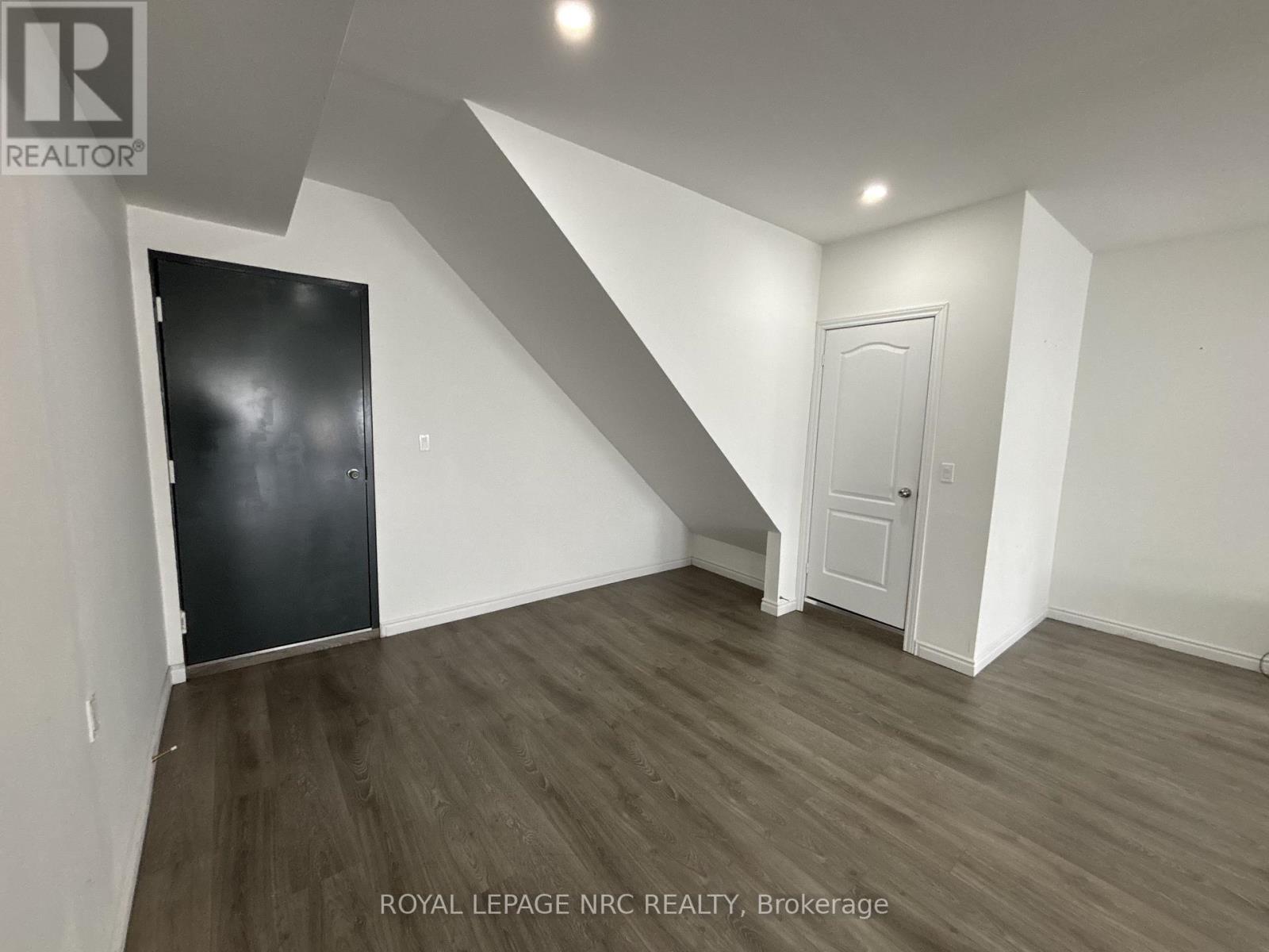 138 Main Street W, Port Colborne, Ontario  L3K 3V2 - Photo 10 - X13074586