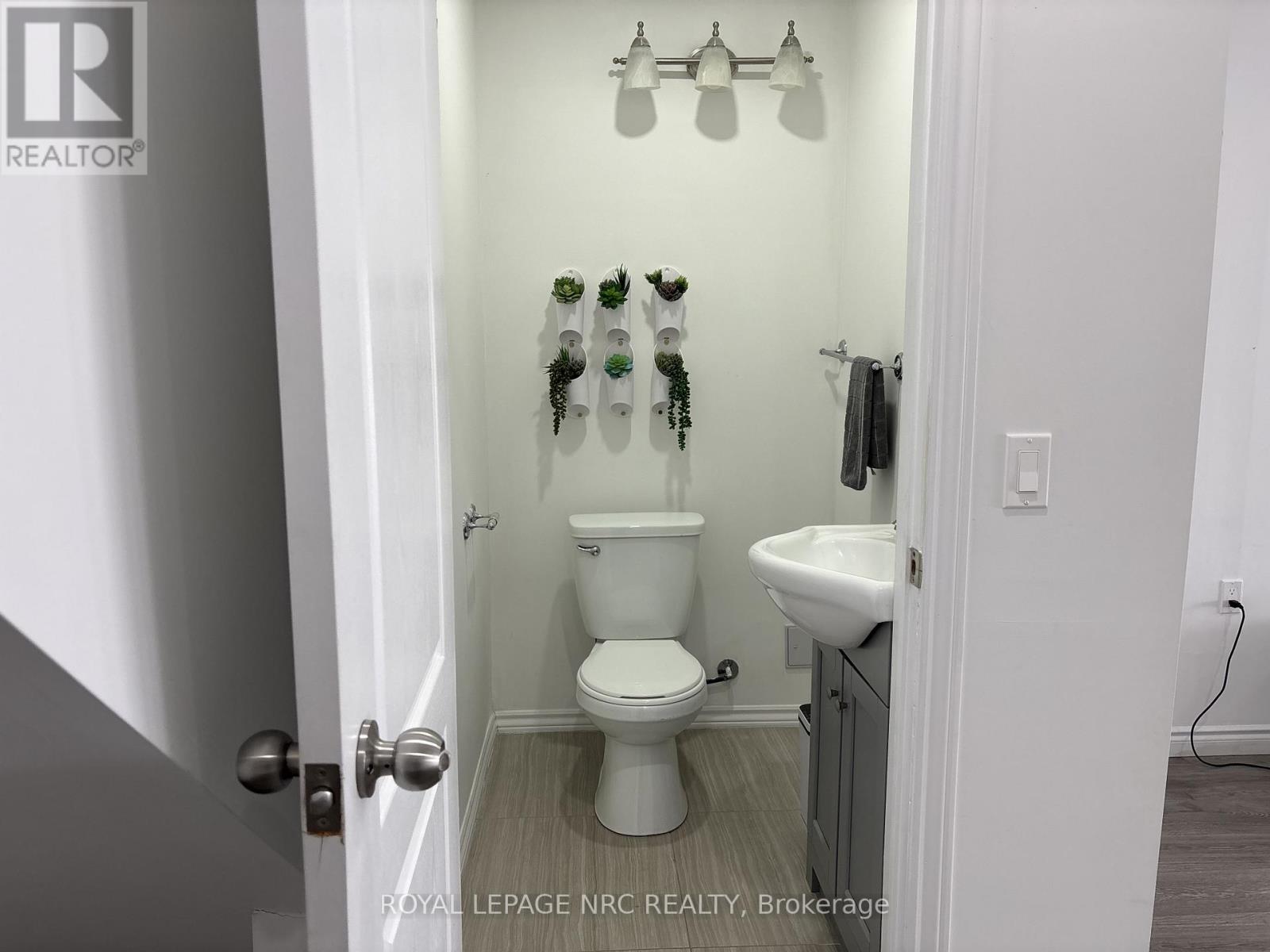 138 Main Street W, Port Colborne, Ontario  L3K 3V2 - Photo 11 - X13074586