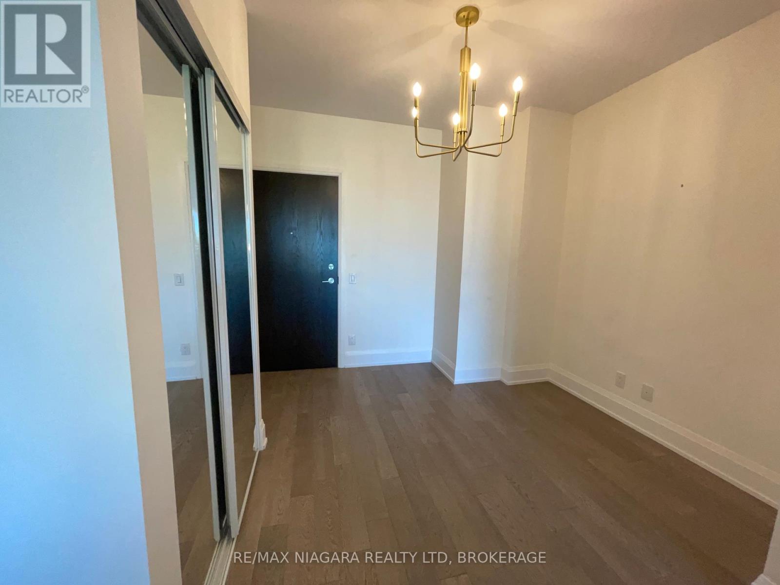 523 - 7711 Greenvista Gate, Niagara Falls, Ontario  L2H 1R1 - Photo 3 - X13076686