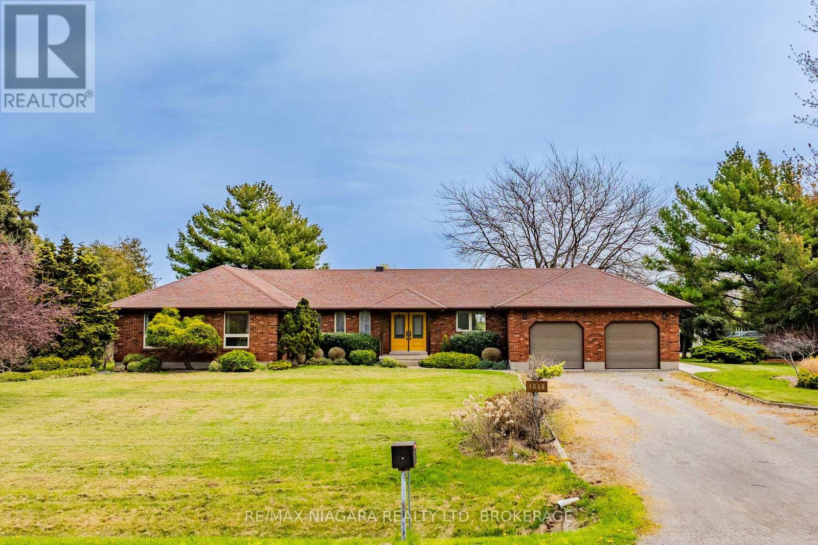 4850 Mountainview Road, Lincoln, Ontario  L0R 1B3 - Photo 1 - X13080526