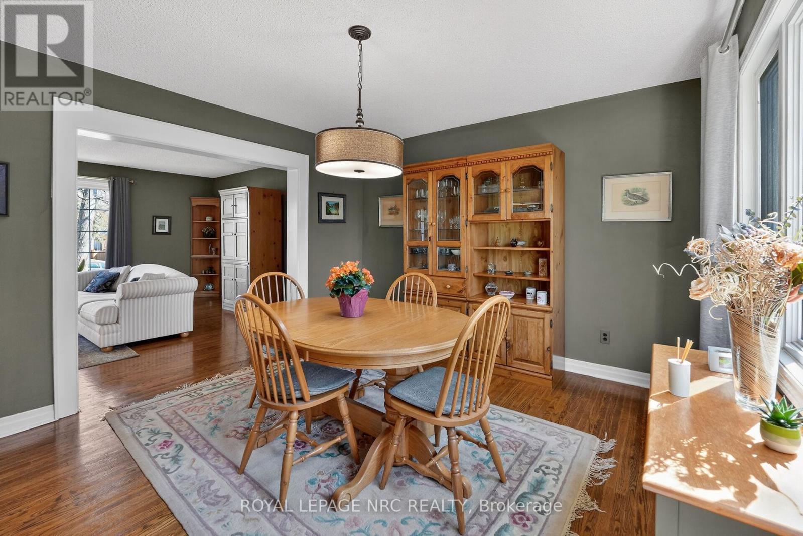 10 Briarfield Crescent, St. Catharines, Ontario  L2T 3T5 - Photo 10 - X13082652