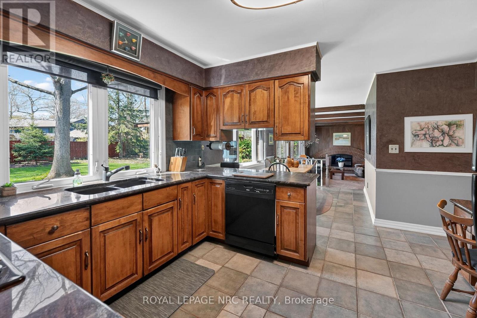 10 Briarfield Crescent, St. Catharines, Ontario  L2T 3T5 - Photo 12 - X13082652