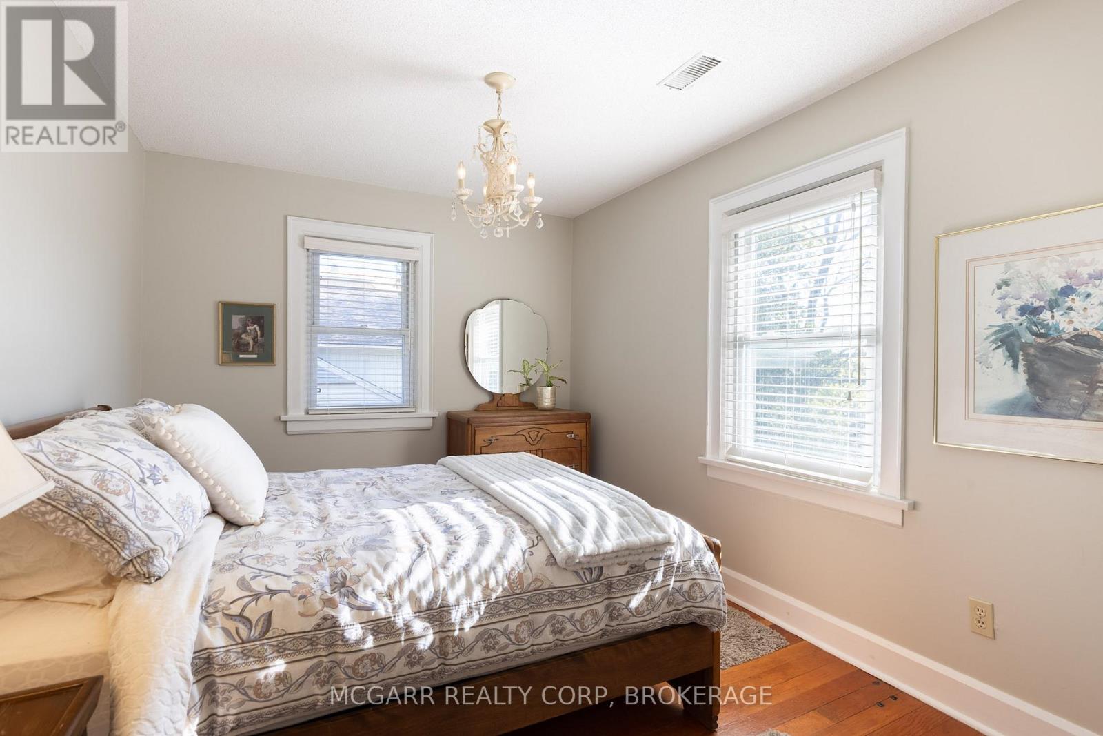 62 Hillcrest Avenue, St. Catharines, Ontario  L2R 4Y1 - Photo 25 - X13084192