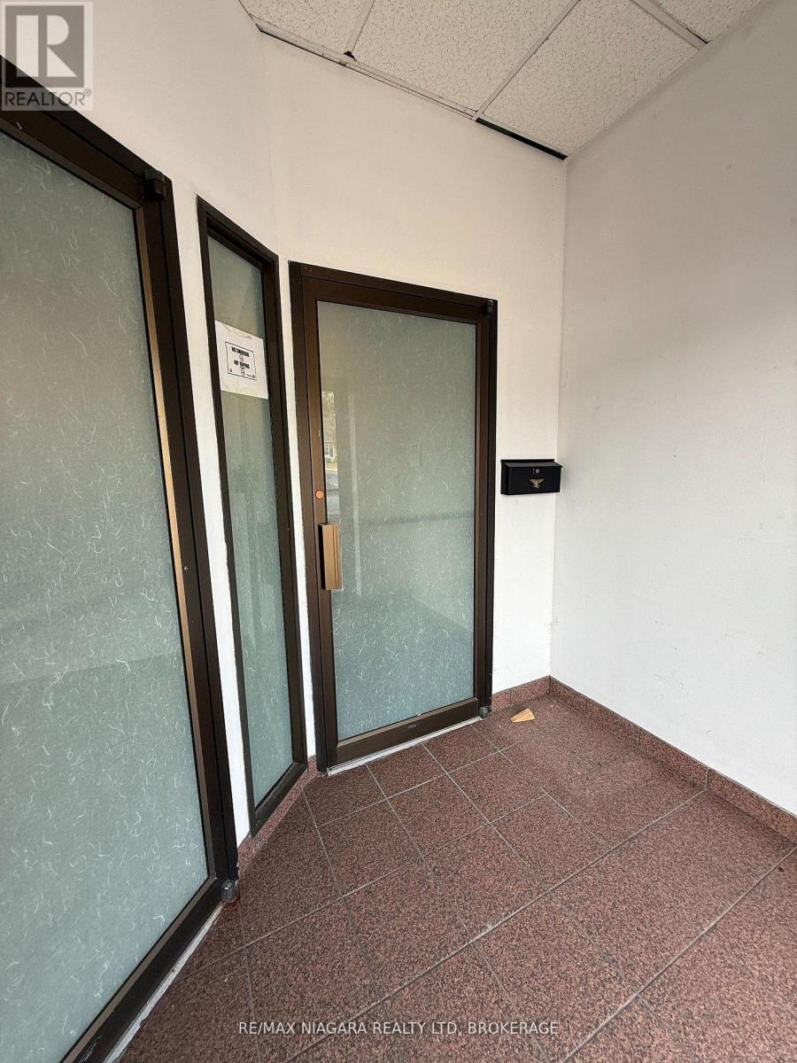 4 - 224 Garrison Road, Fort Erie, Ontario  L2A 1M7 - Photo 3 - X13084330