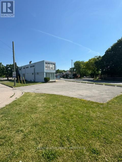 279 Niagara Street, St. Catharines, Ontario  L2M 4V8 - Photo 10 - X13086360