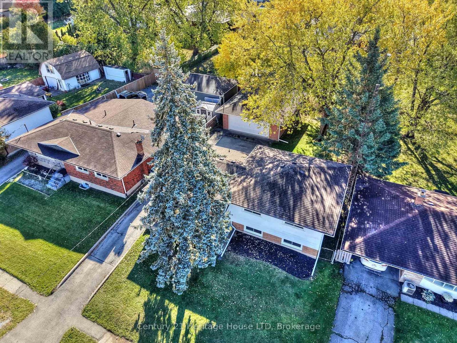 148 Champlain Drive, Fort Erie, Ontario  L2A 1Z8 - Photo 30 - X13090328