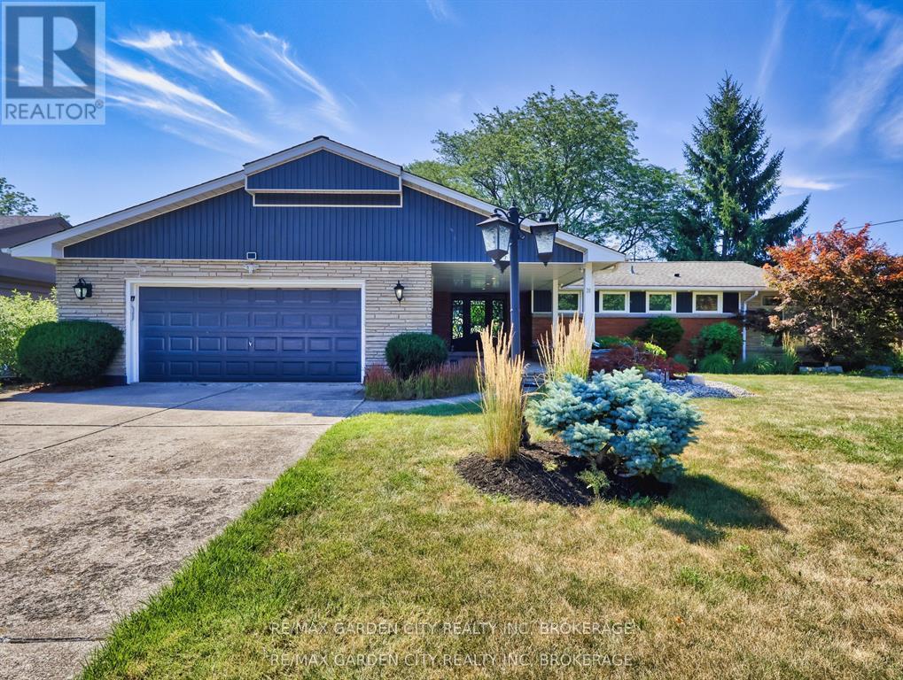 28 Marsdale Drive, St. Catharines, Ontario  L2T 3S3 - Photo 3 - X13091096