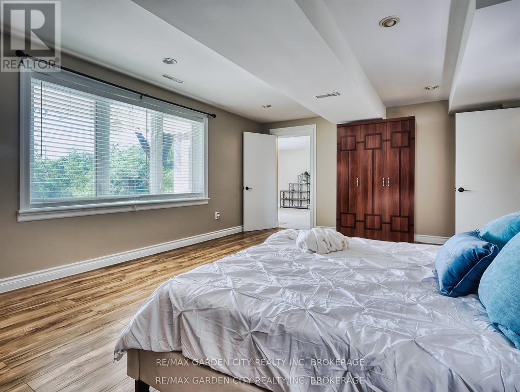 28 Marsdale Drive, St. Catharines, Ontario  L2T 3S3 - Photo 31 - X13091096
