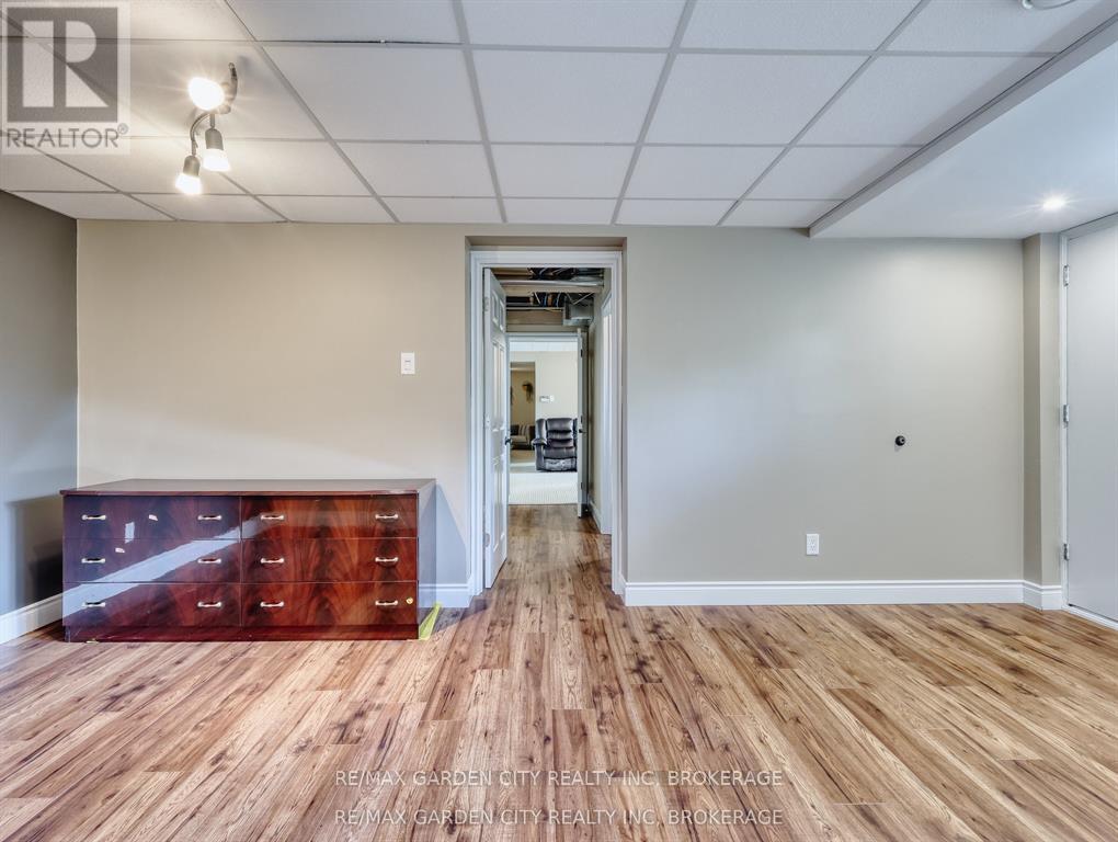 28 Marsdale Drive, St. Catharines, Ontario  L2T 3S3 - Photo 37 - X13091096