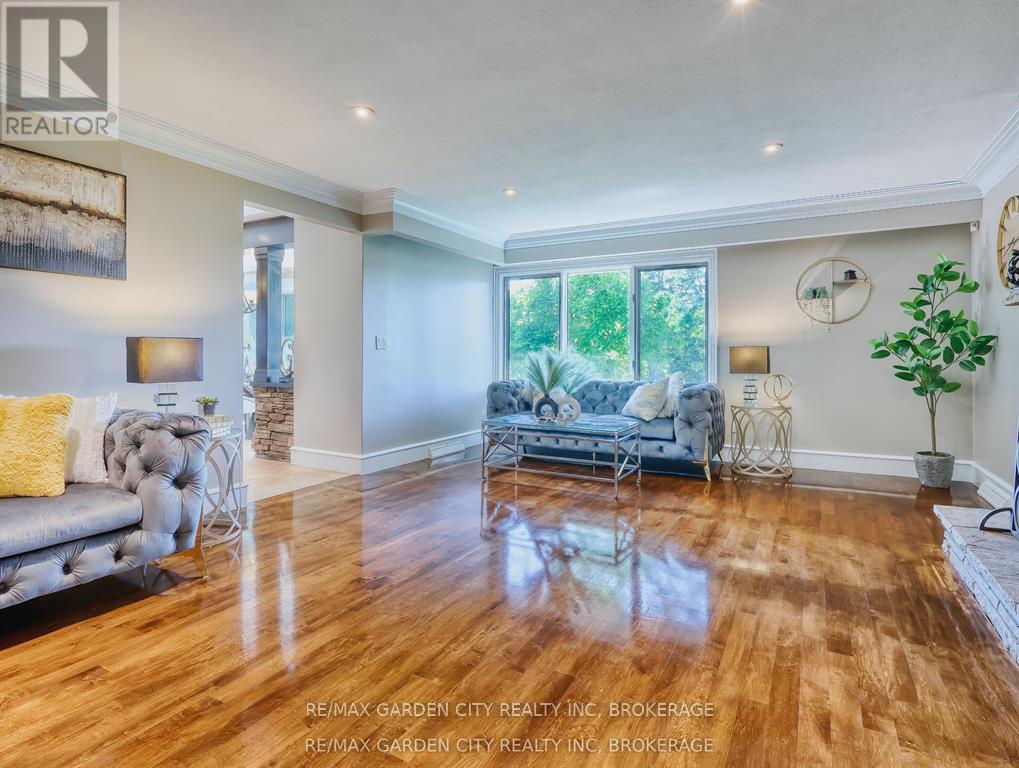 28 Marsdale Drive, St. Catharines, Ontario  L2T 3S3 - Photo 6 - X13091096