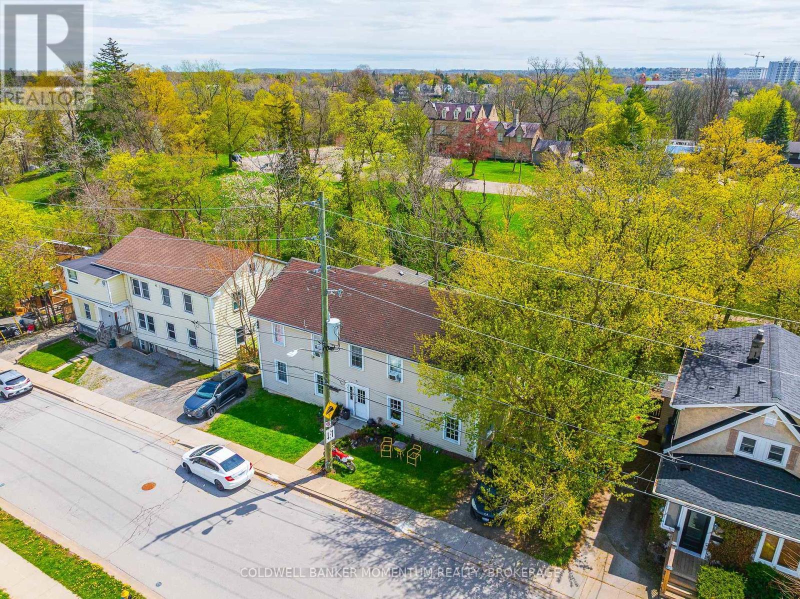 17 Hainer Street, St. Catharines, Ontario  L2S 1M5 - Photo 2 - X13093872