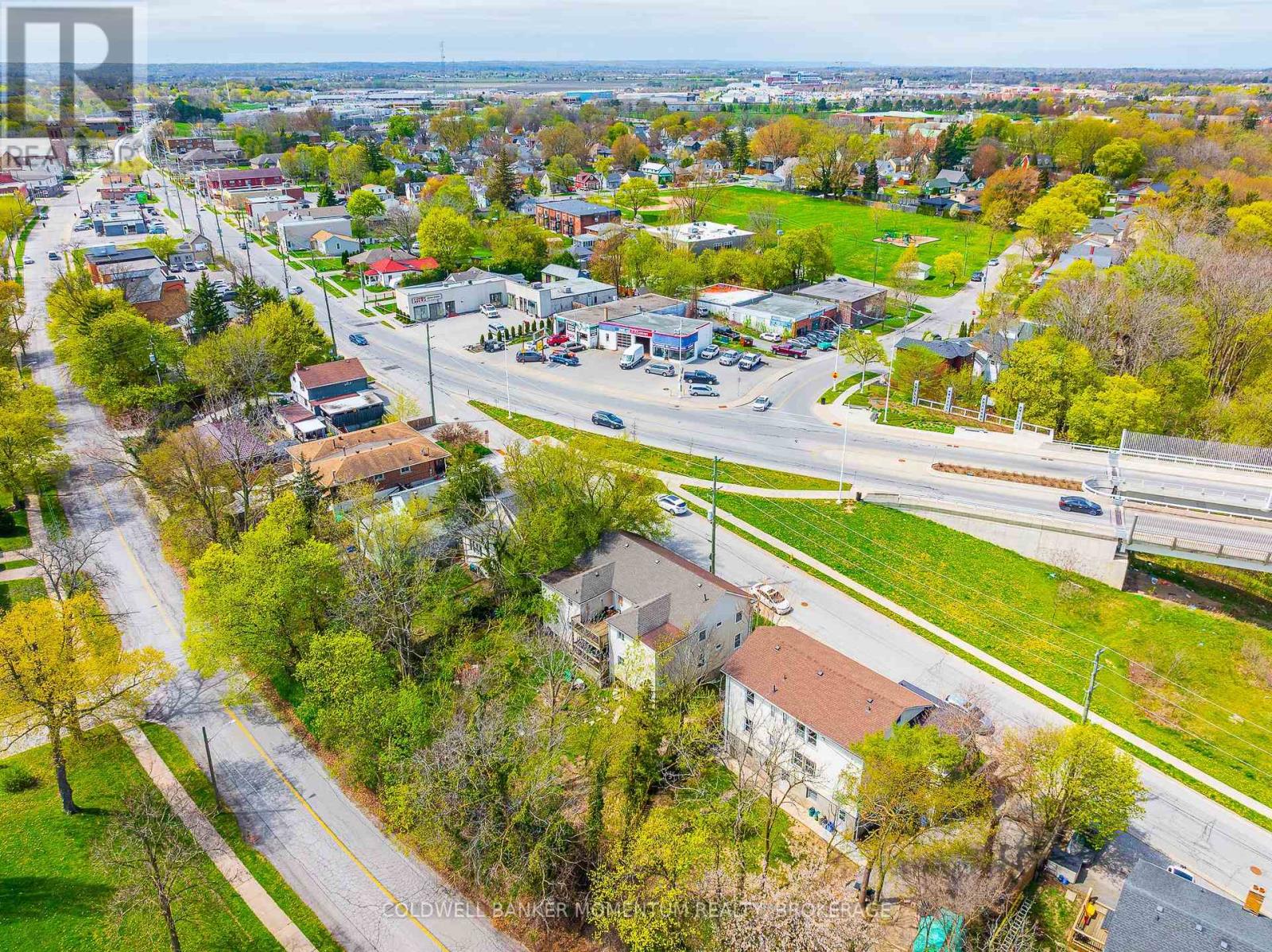 17 Hainer Street, St. Catharines, Ontario  L2S 1M5 - Photo 7 - X13093872