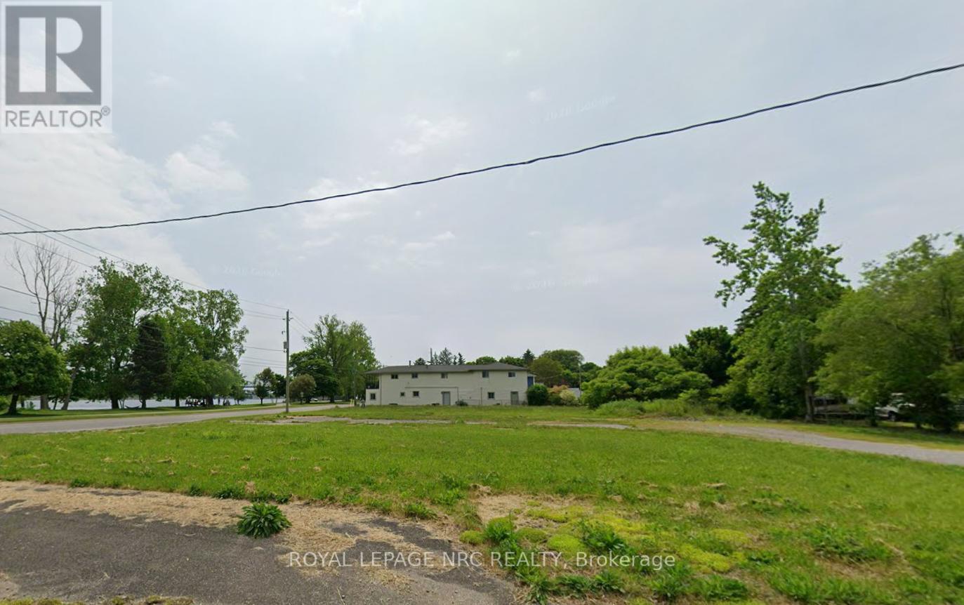 229 Niagara Boulevard, Fort Erie, Ontario  L2A 3G8 - Photo 1 - X13096202