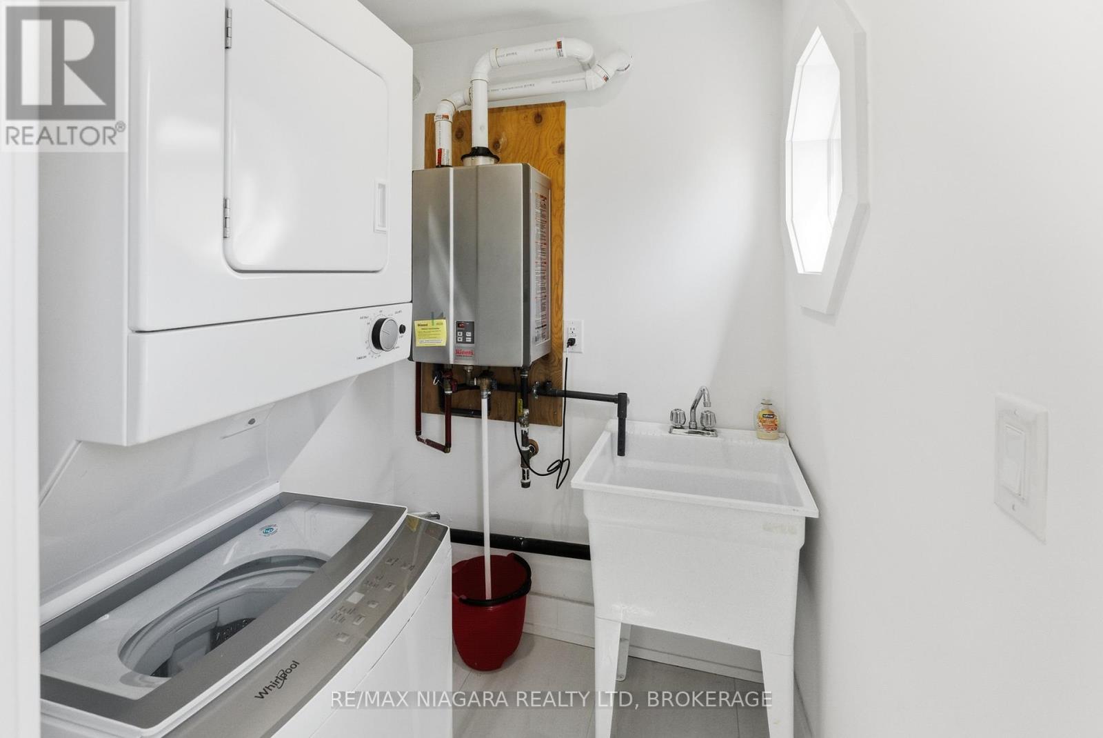 616 Lakeshore Road, Fort Erie, Ontario  L2A 1B6 - Photo 15 - X13103080