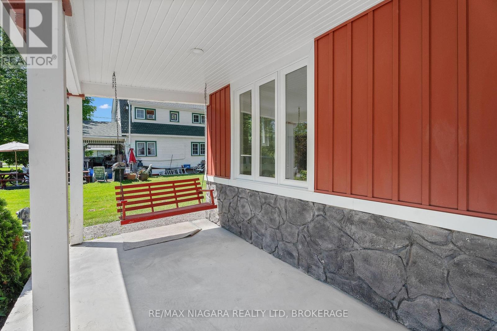 3054 Thunder Bay Road, Fort Erie, Ontario  L0S 1N0 - Photo 5 - X13104728