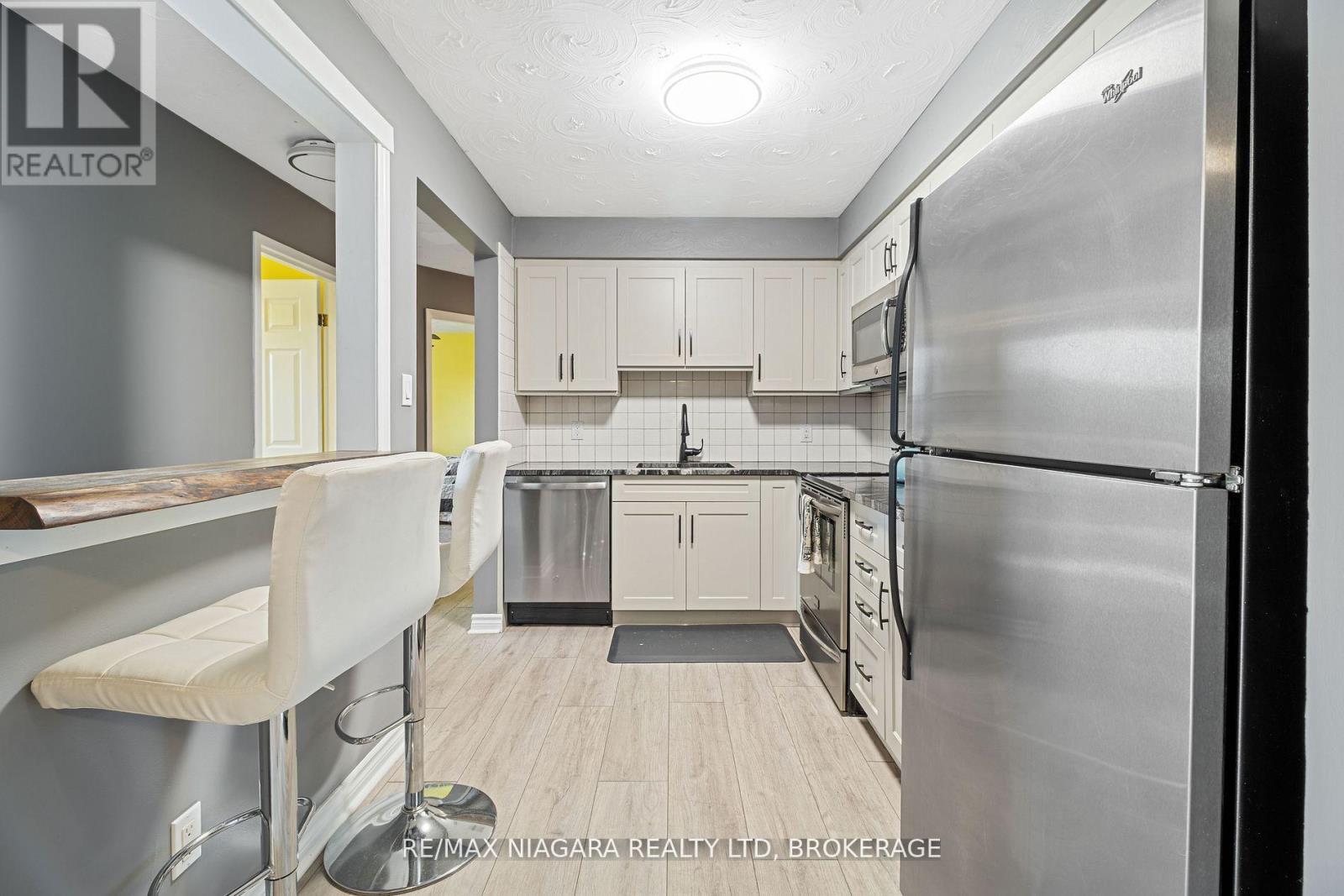 302 - 78 Welland Street N, Thorold, Ontario  L2V 2C1 - Photo 3 - X13104976