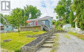 61 Bradley Street, St. Catharines, Ontario  L3T 1R5 - Photo 1 - X13109598