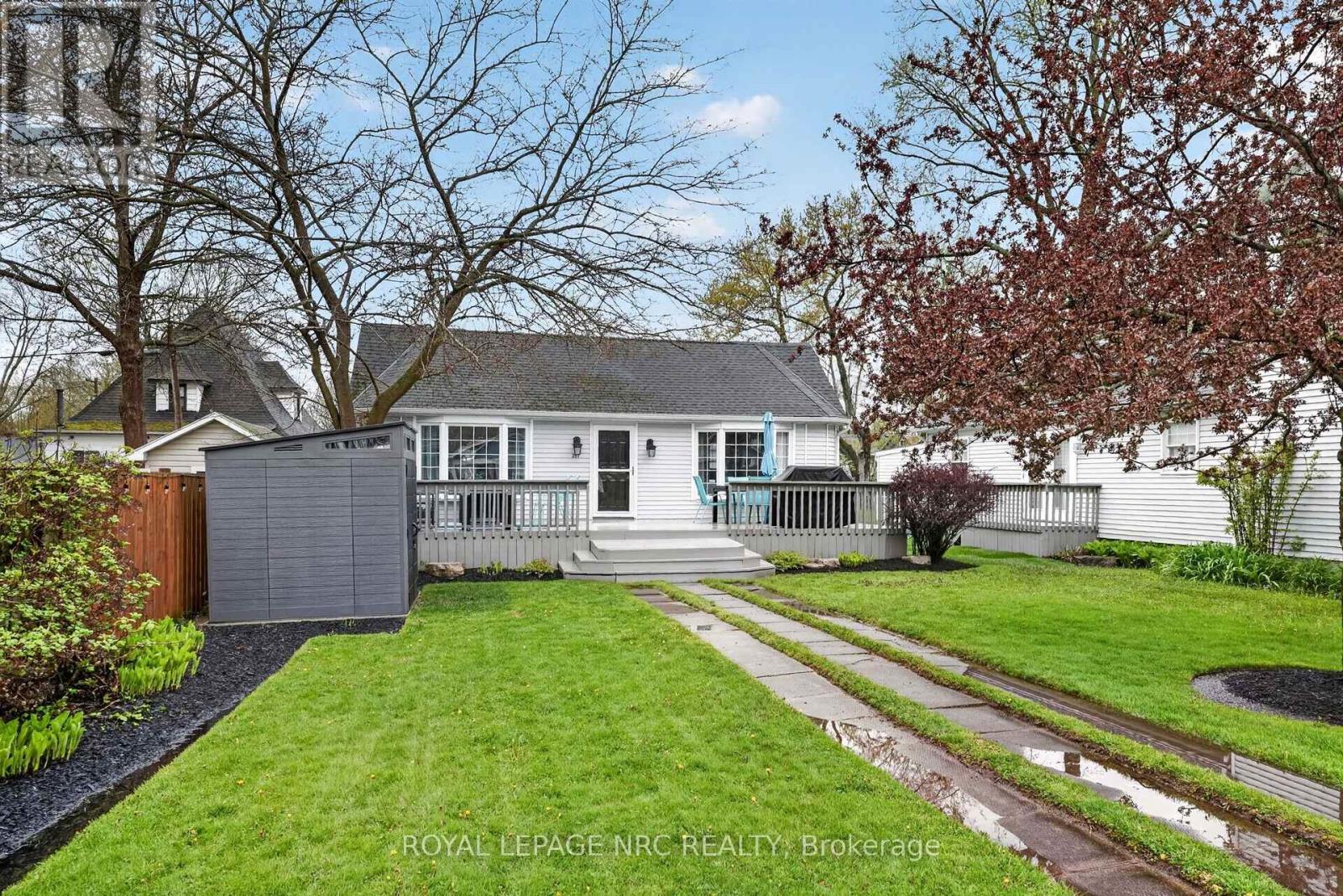 291 Eastwood Avenue, Fort Erie, Ontario  L0S 1B0 - Photo 1 - X13110478