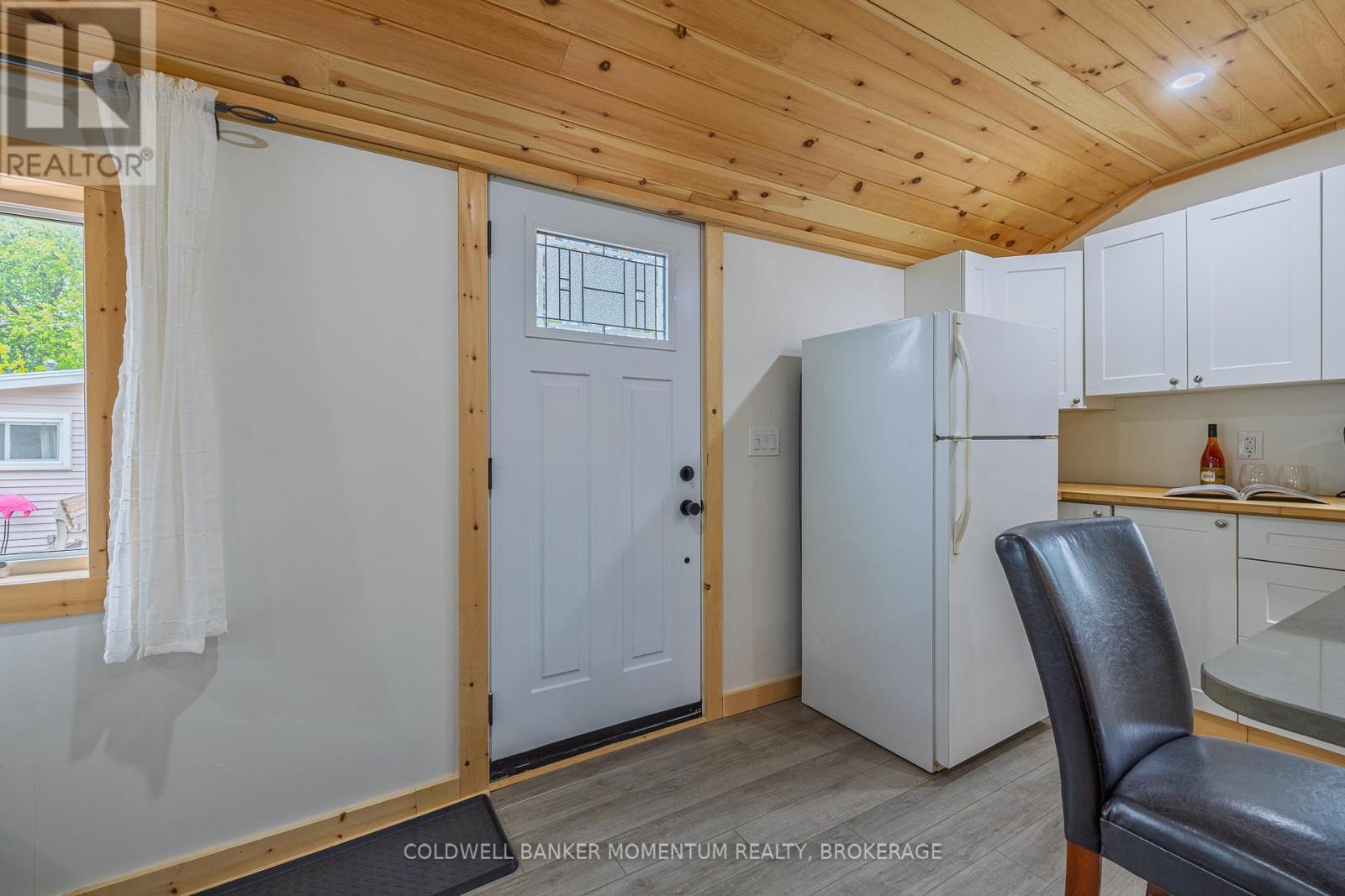 12221 Lakeshore Road, Wainfleet, Ontario  L0S 1V0 - Photo 16 - X13114672