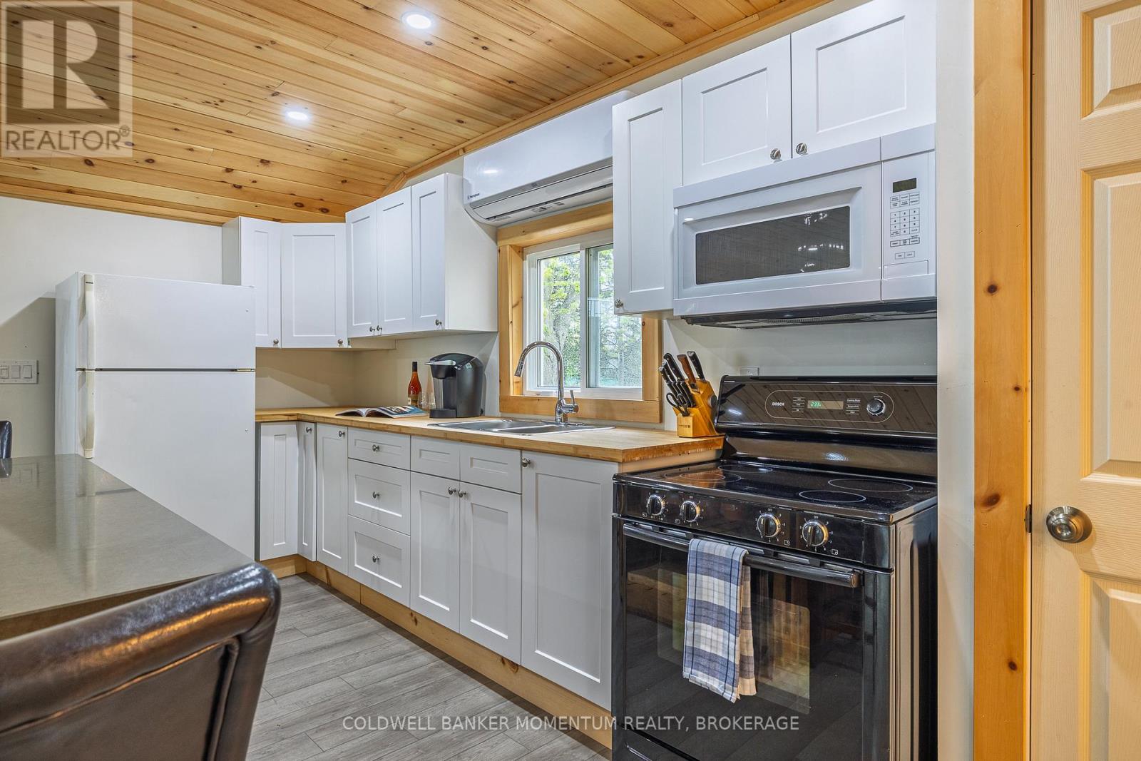 12221 Lakeshore Road, Wainfleet, Ontario  L0S 1V0 - Photo 25 - X13114672