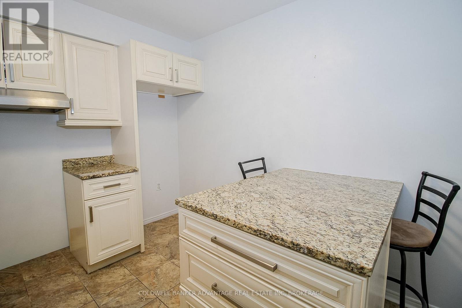 105 - 5100 Dorchester Road, Niagara Falls, Ontario  L2E 7H4 - Photo 12 - X13118822