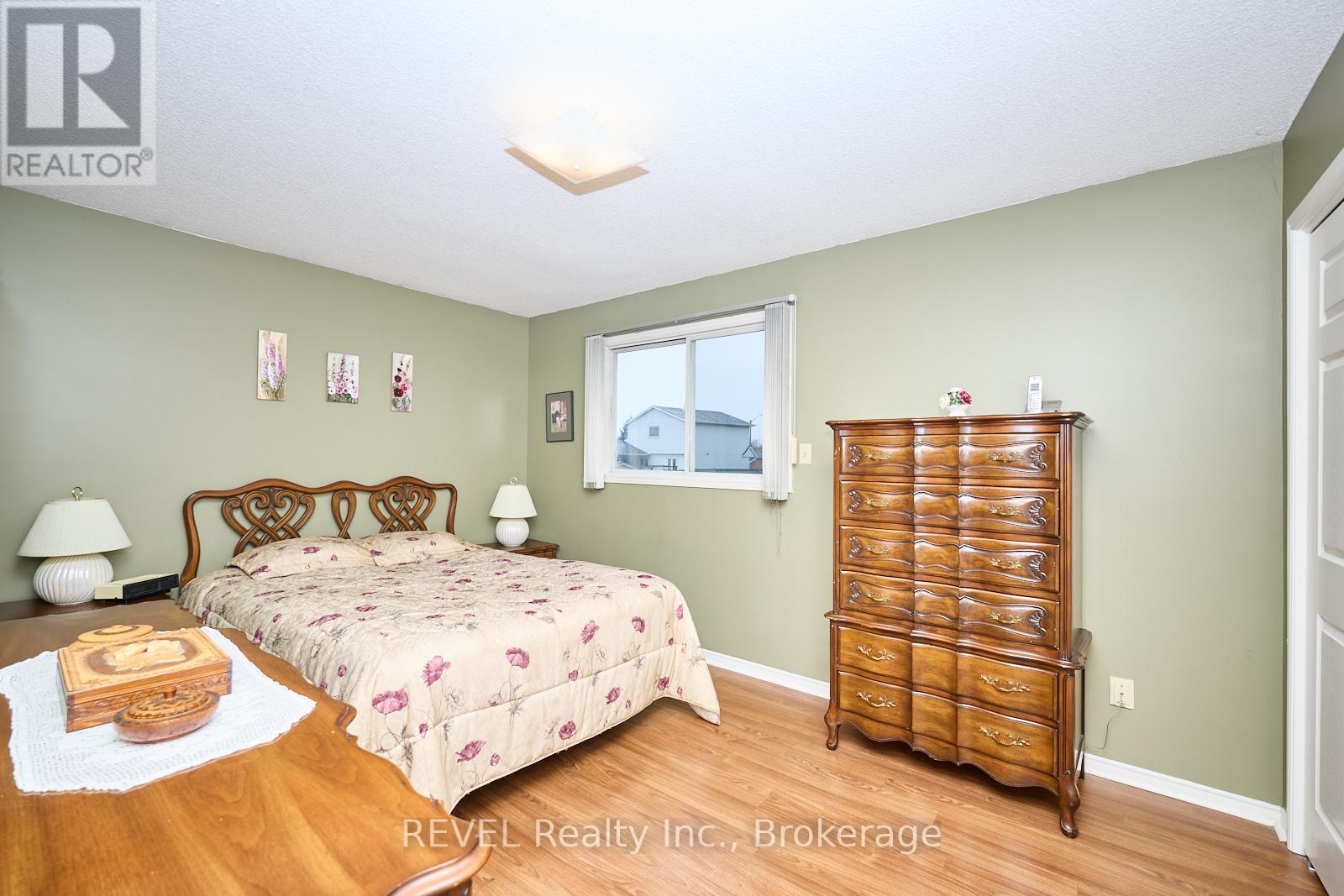 7395 Alex Avenue, Niagara Falls, Ontario  L2G 7V1 - Photo 12 - X13120546