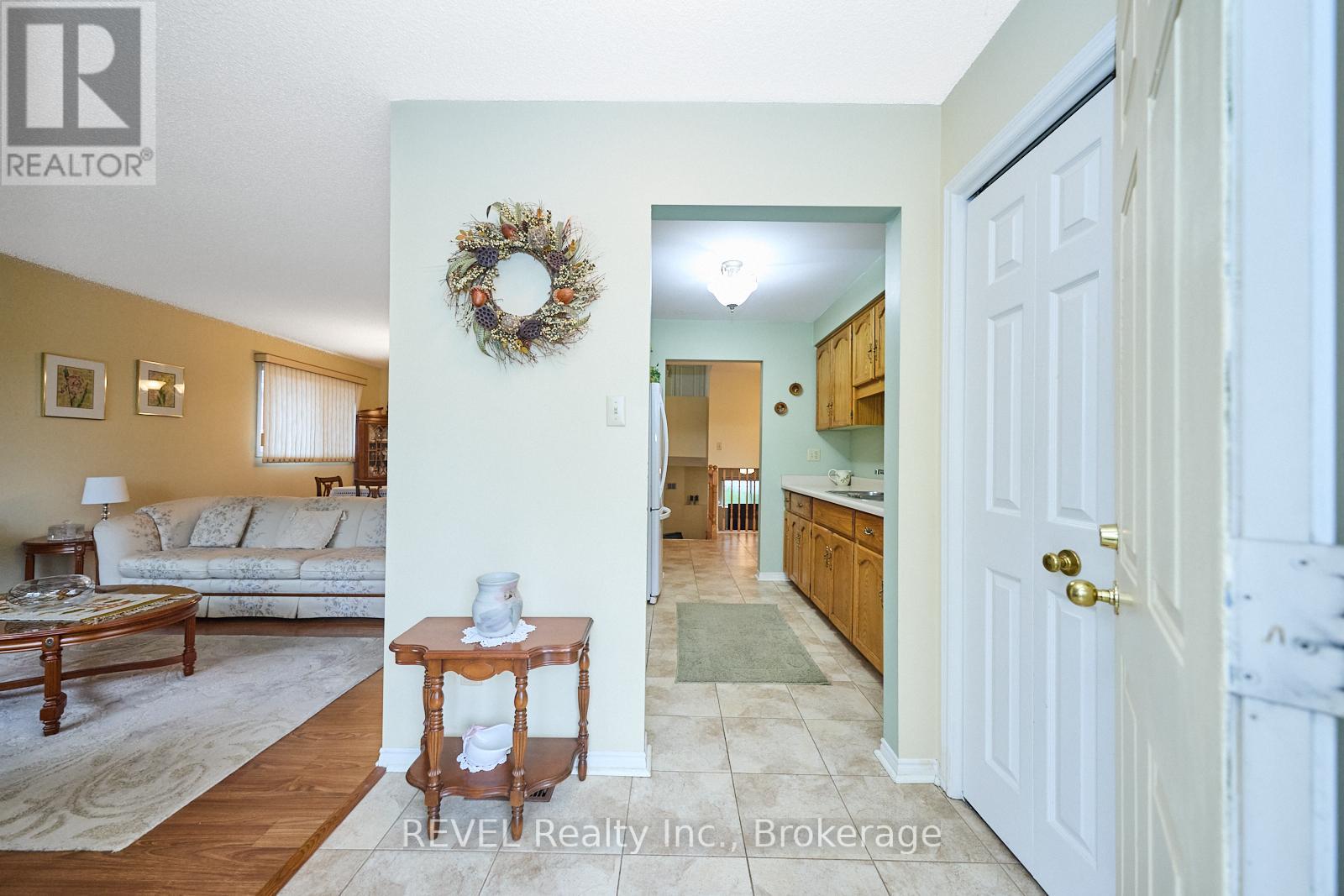 7395 Alex Avenue, Niagara Falls, Ontario  L2G 7V1 - Photo 3 - X13120546