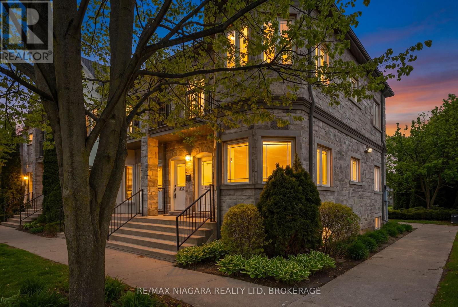 106 - 6045 Dunn Street, Niagara Falls, Ontario  L2G 2P2 - Photo 2 - X13122430
