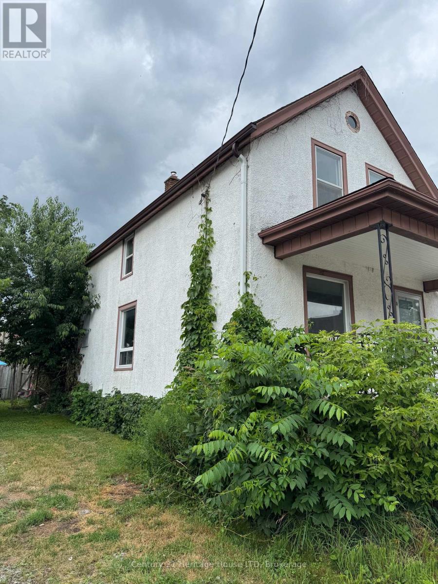 4688 Ryerson Crescent, Niagara Falls, Ontario  L2E 1E5 - Photo 4 - X13123614
