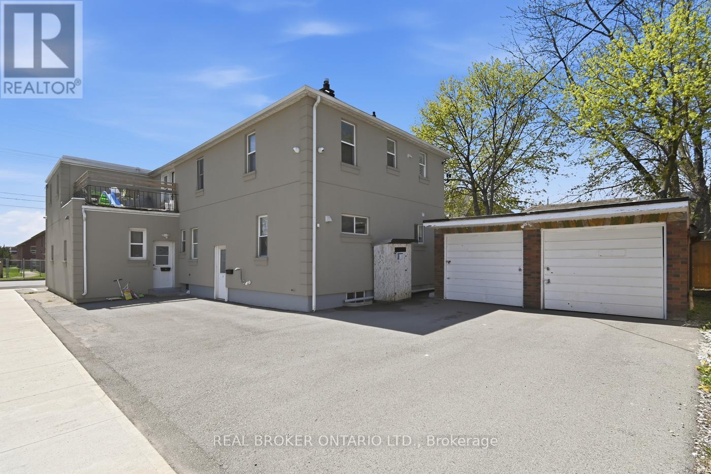 256 Lincoln Street, Welland, Ontario  L3B 4N1 - Photo 2 - X13125466