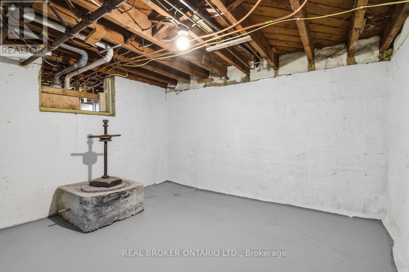 256 Lincoln Street, Welland, Ontario  L3B 4N1 - Photo 40 - X13125466