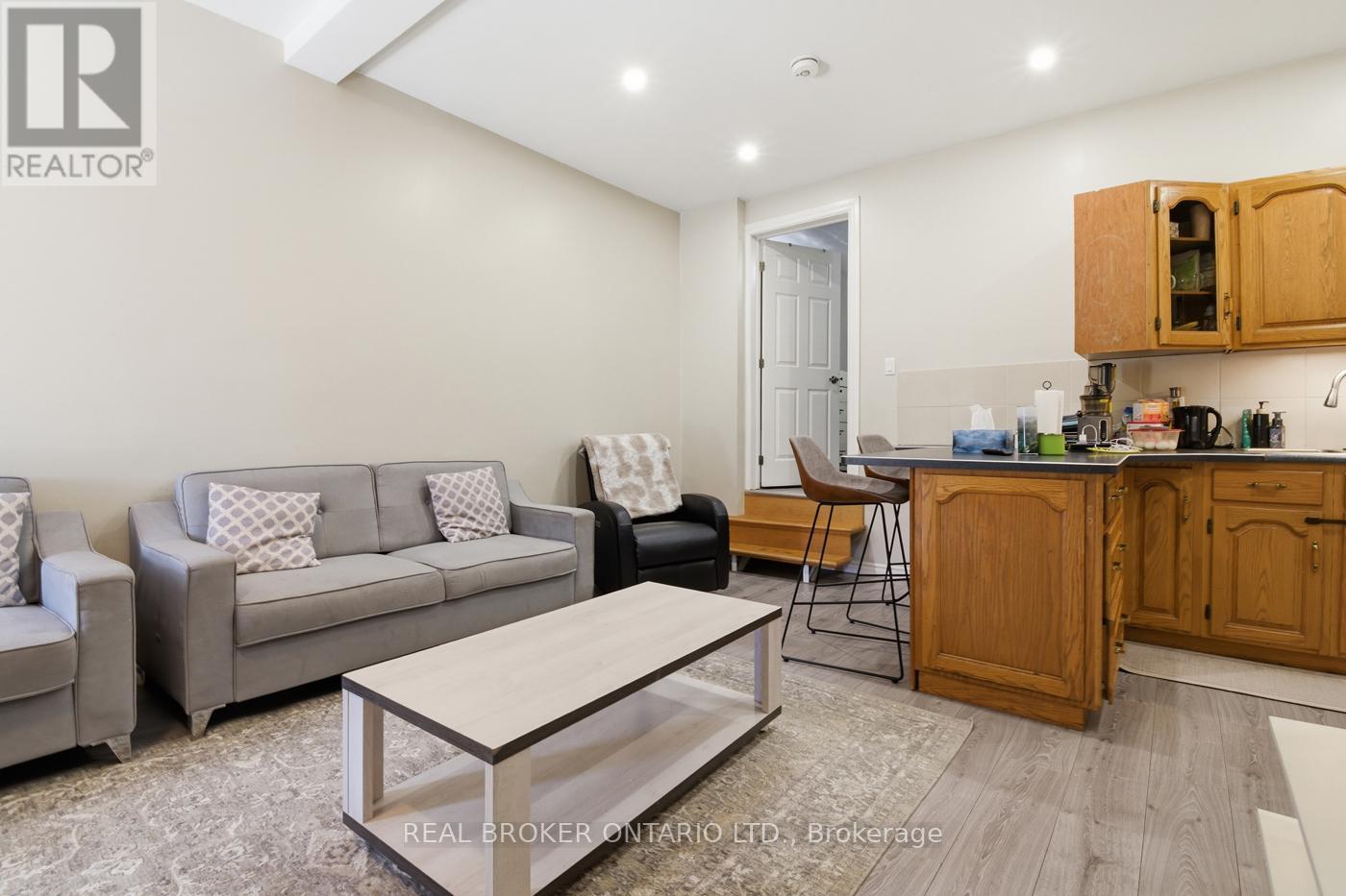 256 Lincoln Street, Welland, Ontario  L3B 4N1 - Photo 7 - X13125466