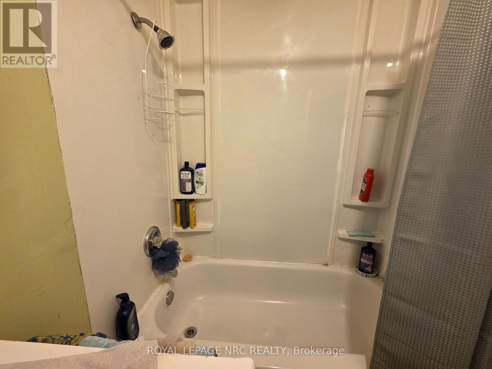 39 Manchester Avenue, St. Catharines, Ontario  L2R 1N9 - Photo 14 - X13127642