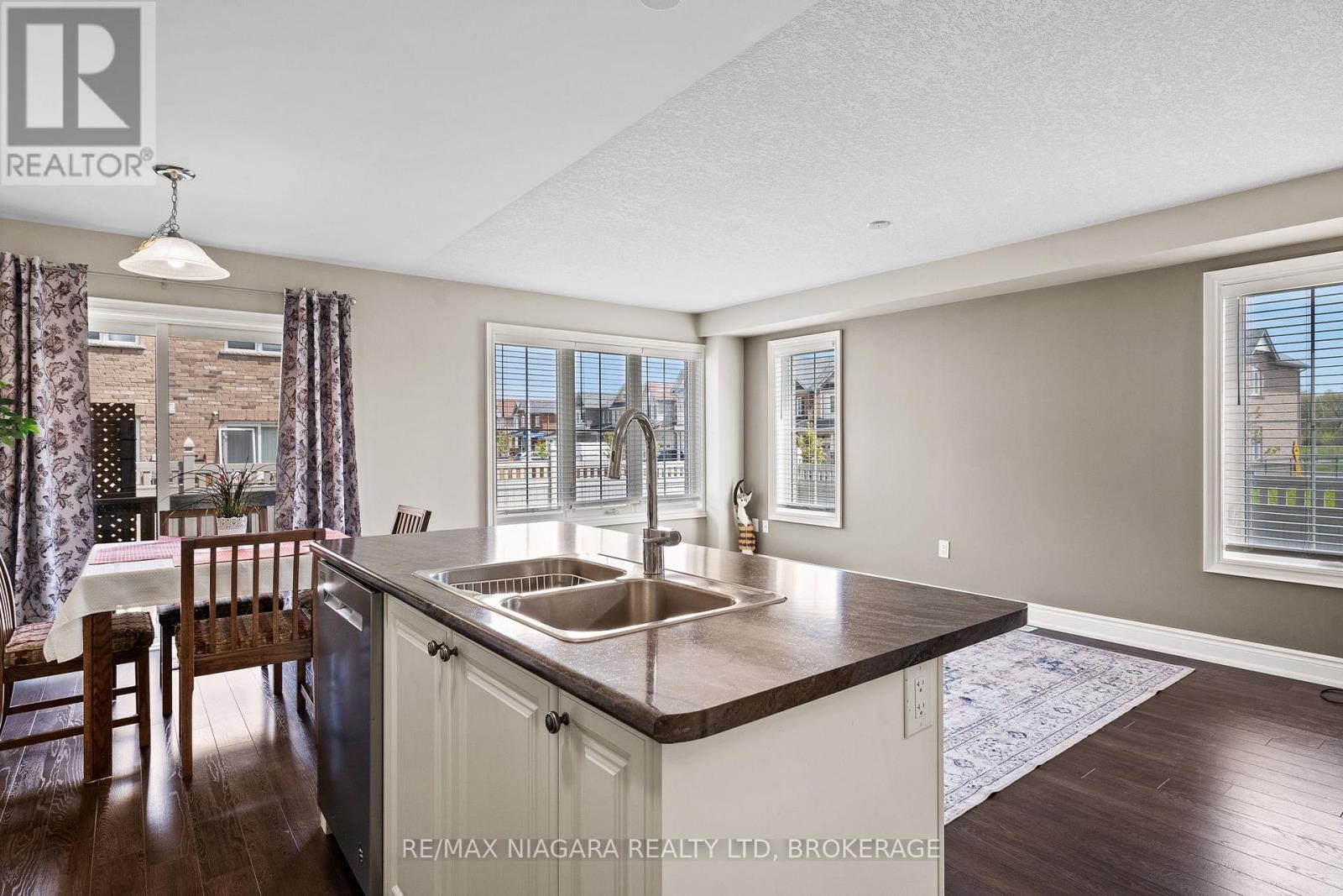 7782 Dockweed Drive, Niagara Falls, Ontario  L2H 3S2 - Photo 15 - X13140692