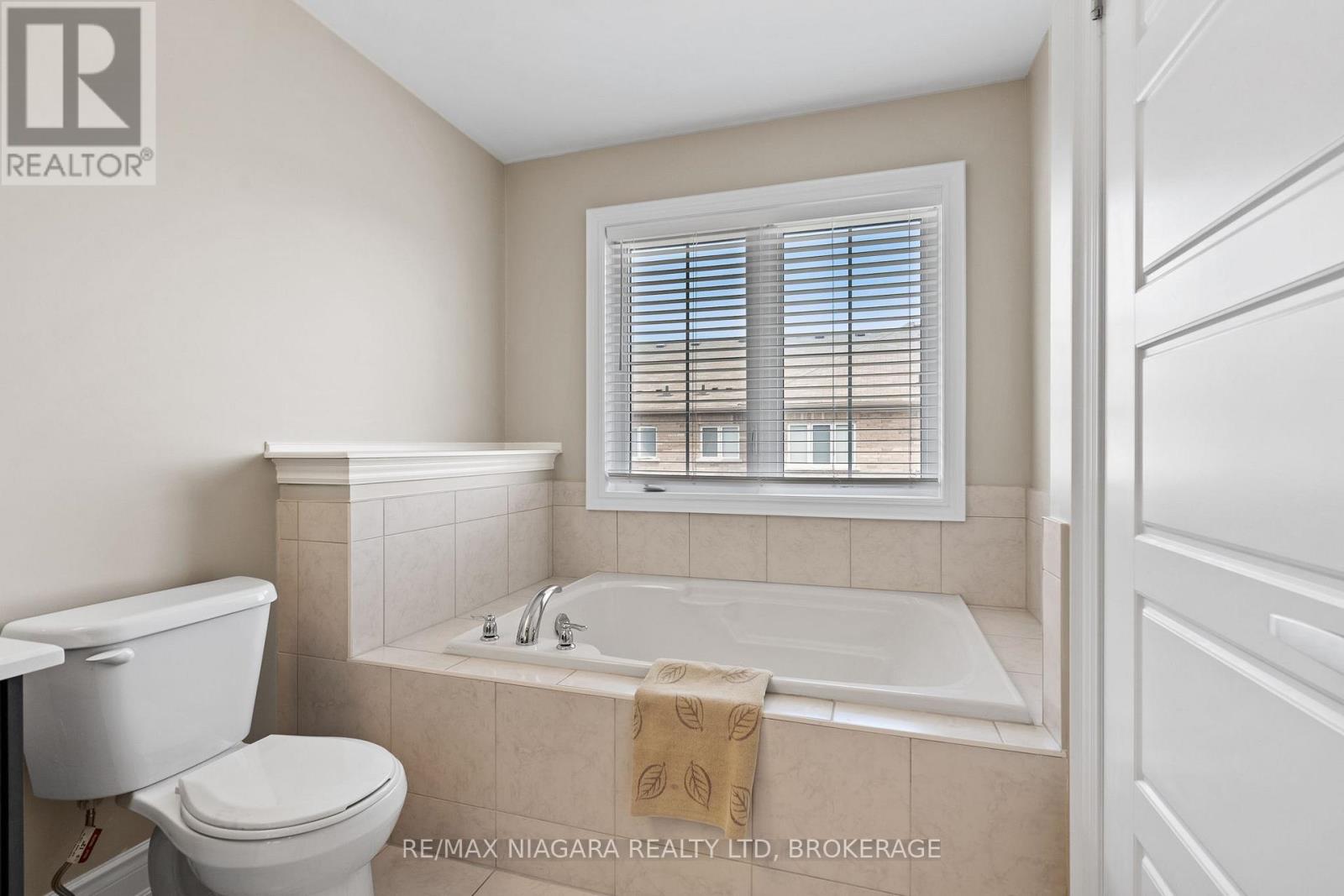 7782 Dockweed Drive, Niagara Falls, Ontario  L2H 3S2 - Photo 25 - X13140692