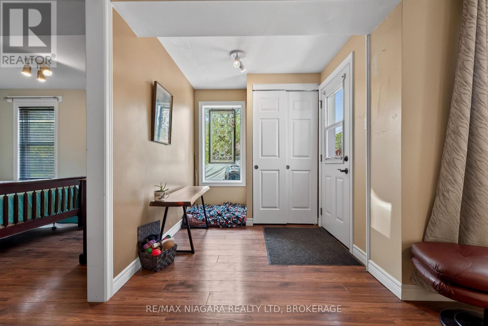 18 1/2 Willow Street, St. Catharines, Ontario  L2T 1N4 - Photo 4 - X13141224