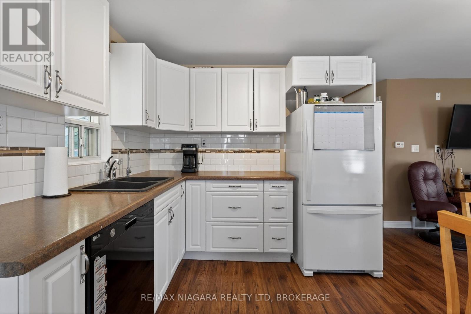 18 1/2 Willow Street, St. Catharines, Ontario  L2T 1N4 - Photo 8 - X13141224
