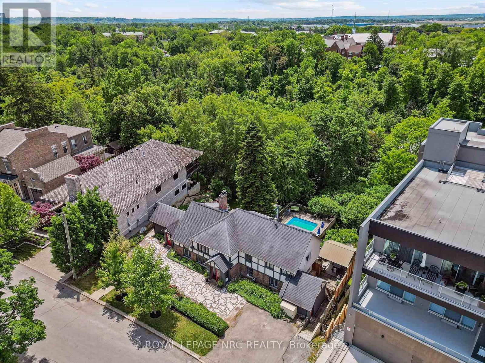 75 Yates Street, St. Catharines, Ontario  L2R 5R7 - Photo 4 - X13143658