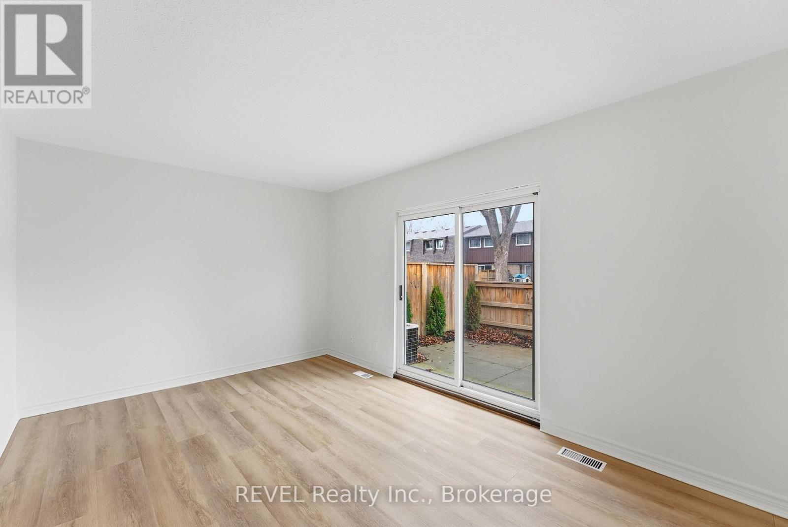 15 - 151 Linwell Road, St. Catharines, Ontario  L2N 6P3 - Photo 14 - X13148344