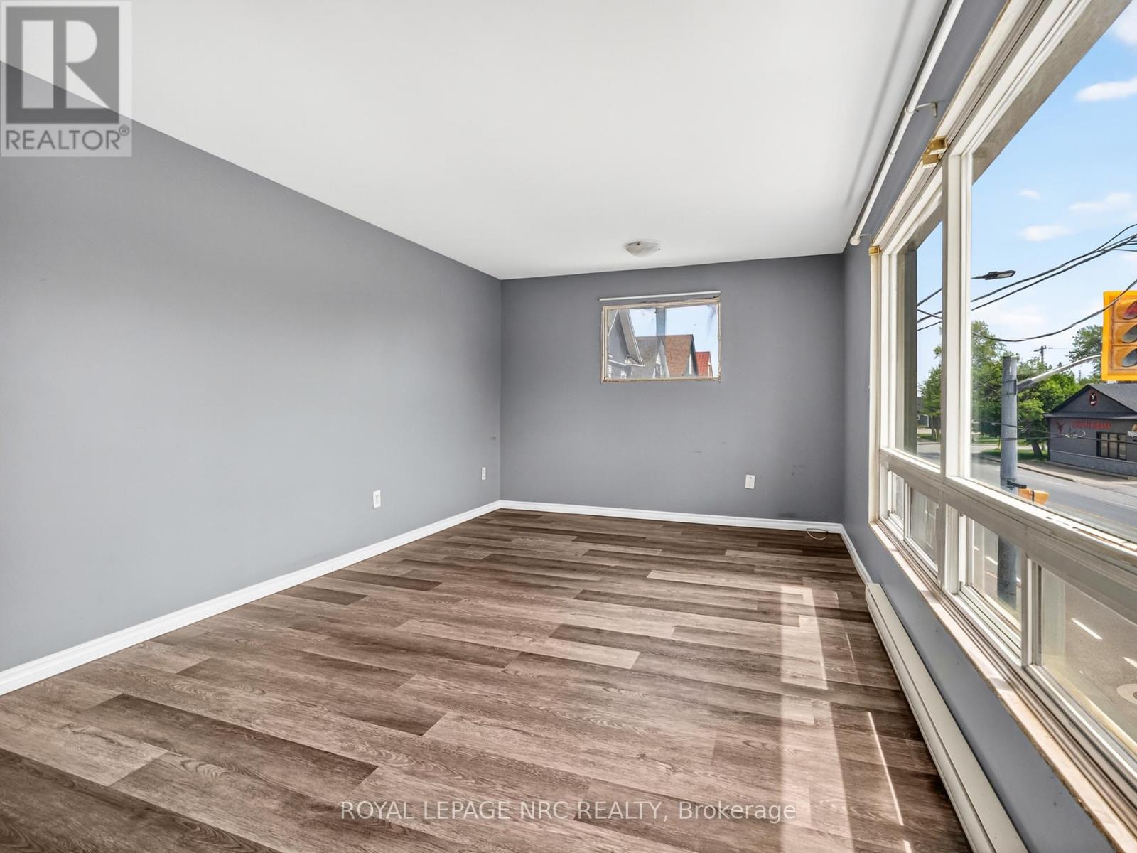 478 East Main Street, Welland, Ontario  L3B 3X6 - Photo 10 - X13155552
