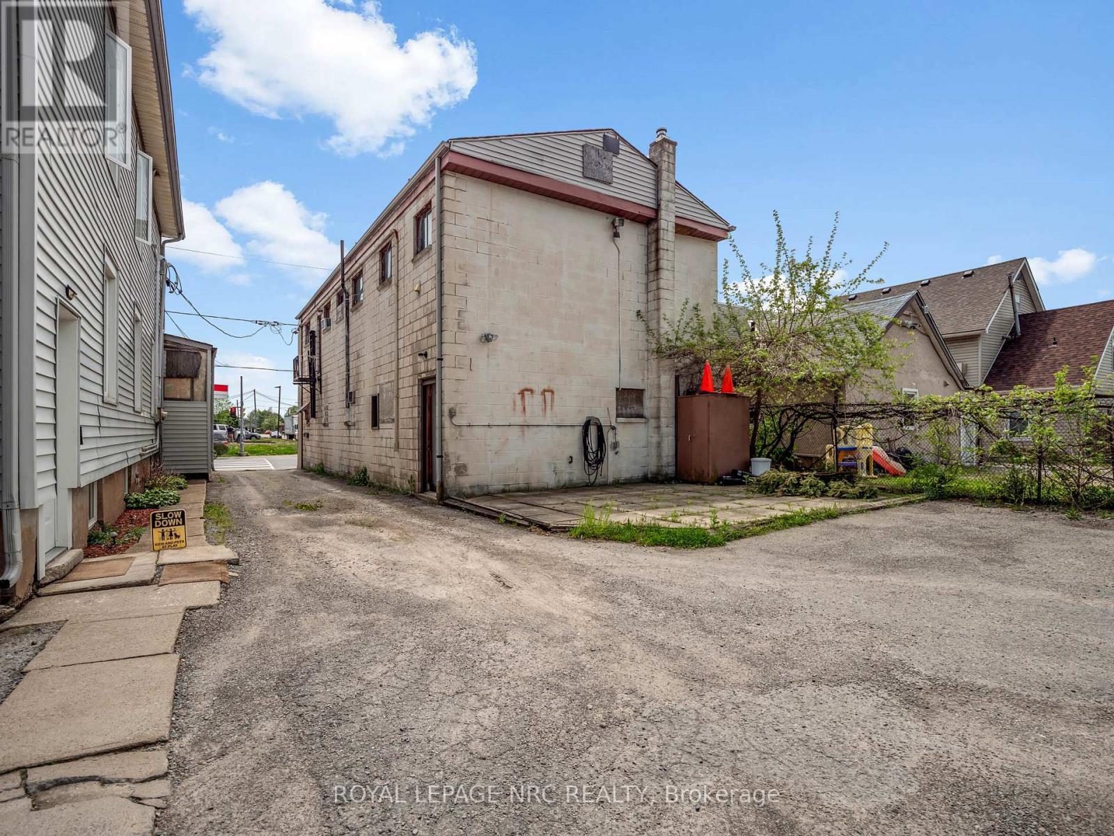 478 East Main Street, Welland, Ontario  L3B 3X6 - Photo 5 - X13155552