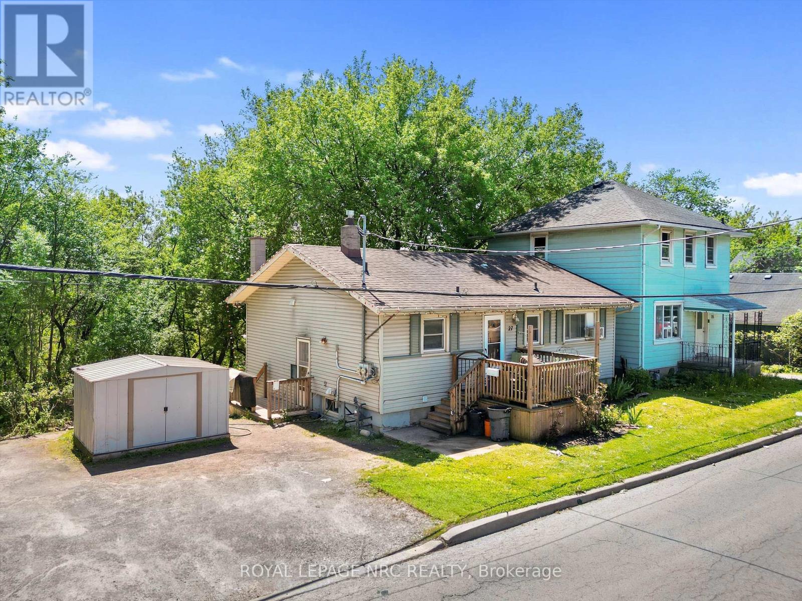27 Gale Crescent, St. Catharines, Ontario  L2R 3K8 - Photo 4 - X13155916