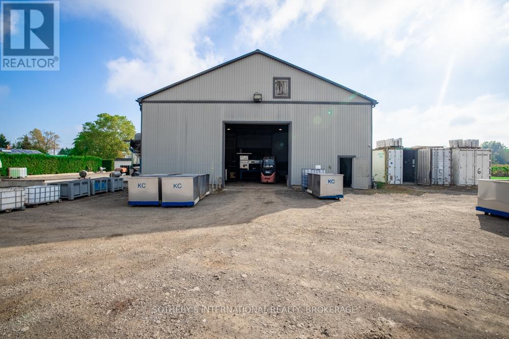 2083 Seventh Street, St. Catharines, Ontario  L2R 6P9 - Photo 2 - X13156020