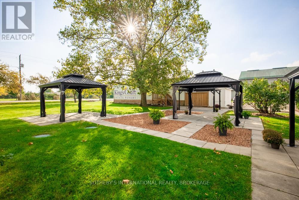2083 Seventh Street, St. Catharines, Ontario  L2R 6P9 - Photo 4 - X13156020