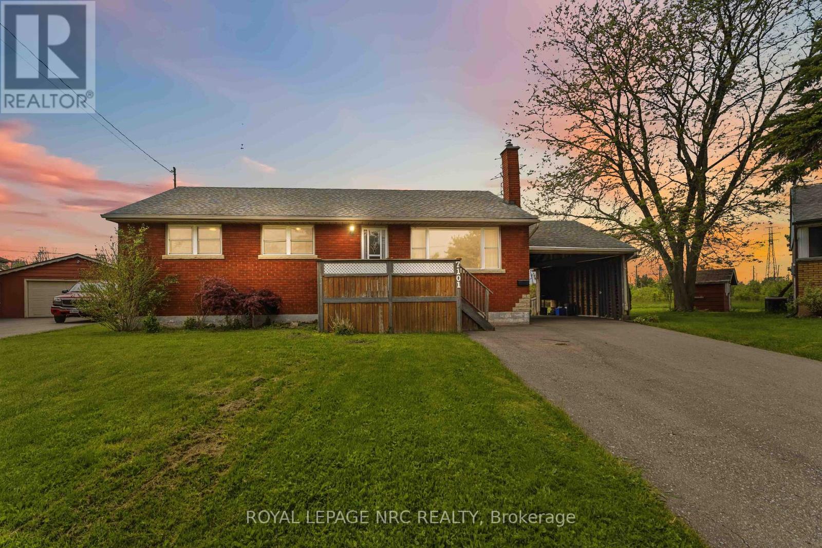 7101 Roger Crescent, Niagara Falls, Ontario  L2G 3A6 - Photo 4 - X13161416