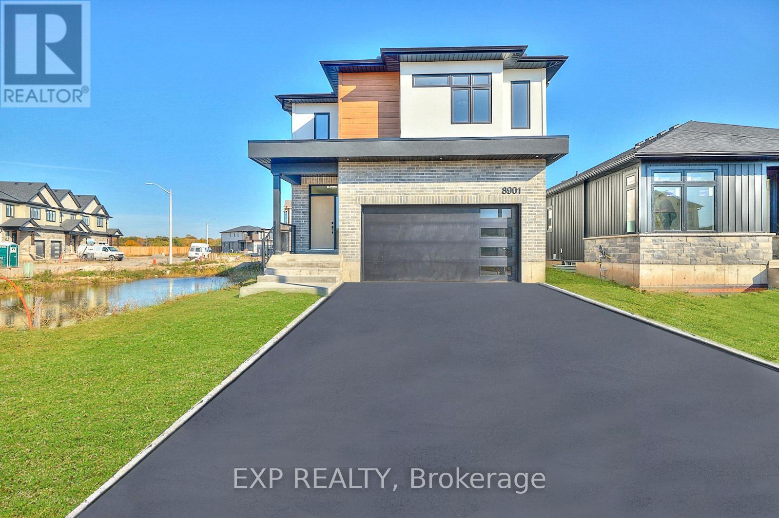 6152 Curlin Crescent, Niagara Falls, Ontario  L2H 3W8 - Photo 1 - X13163680