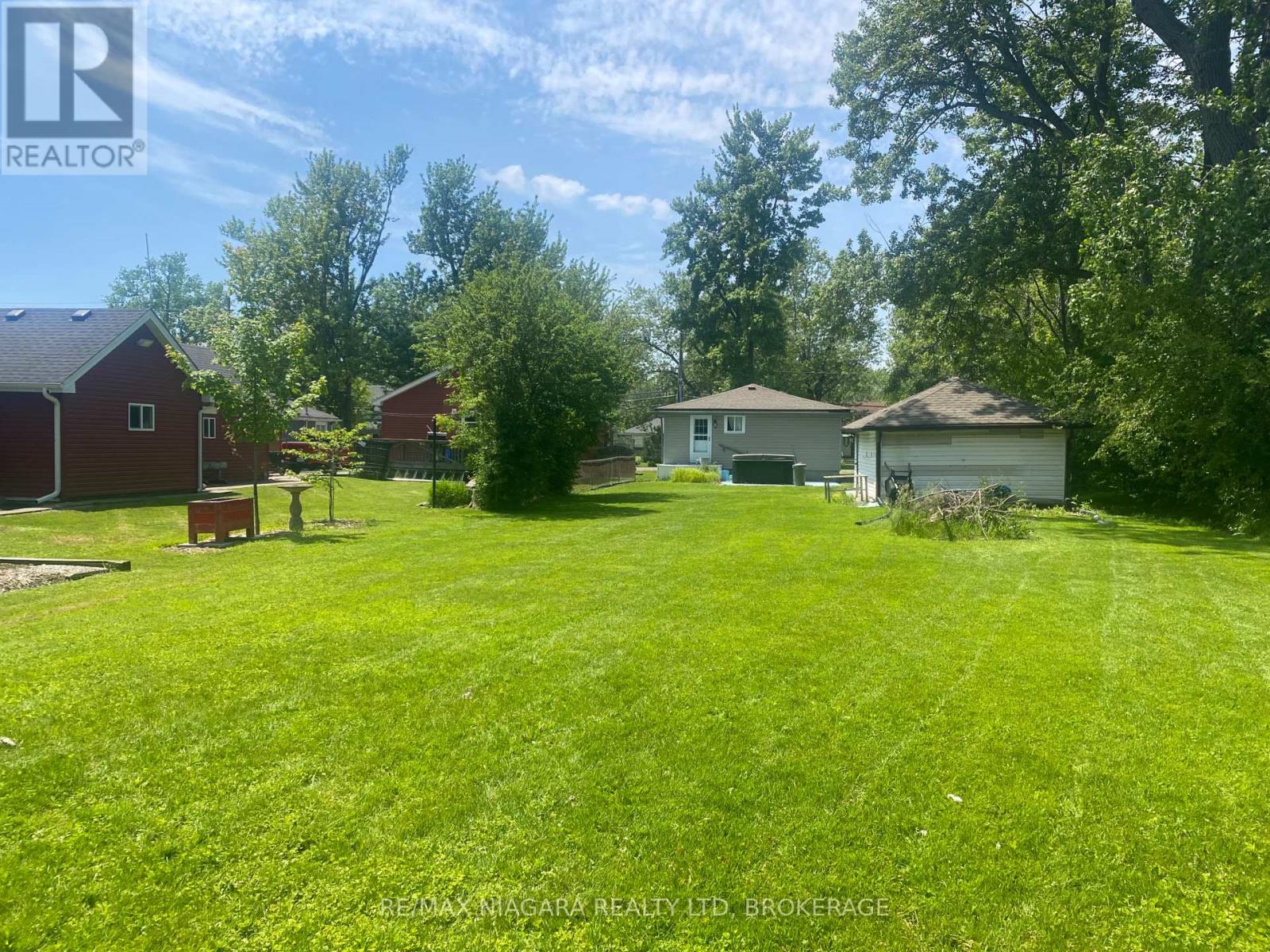 434 Crescent Road, Fort Erie, Ontario  L2A 4P7 - Photo 2 - X13175544