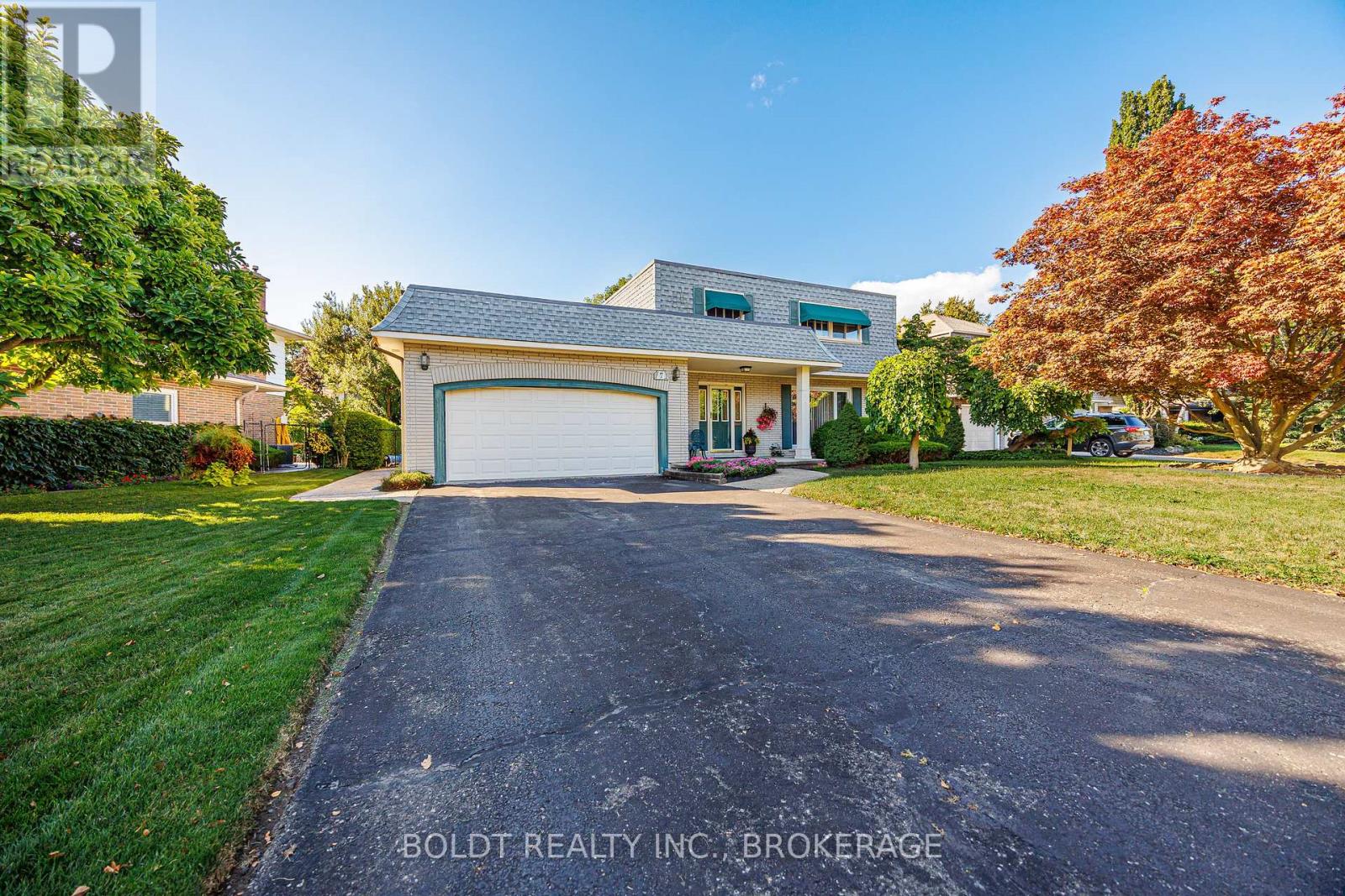 7 Mayholme Court, St. Catharines, Ontario  L2N 4C1 - Photo 2 - X13184532