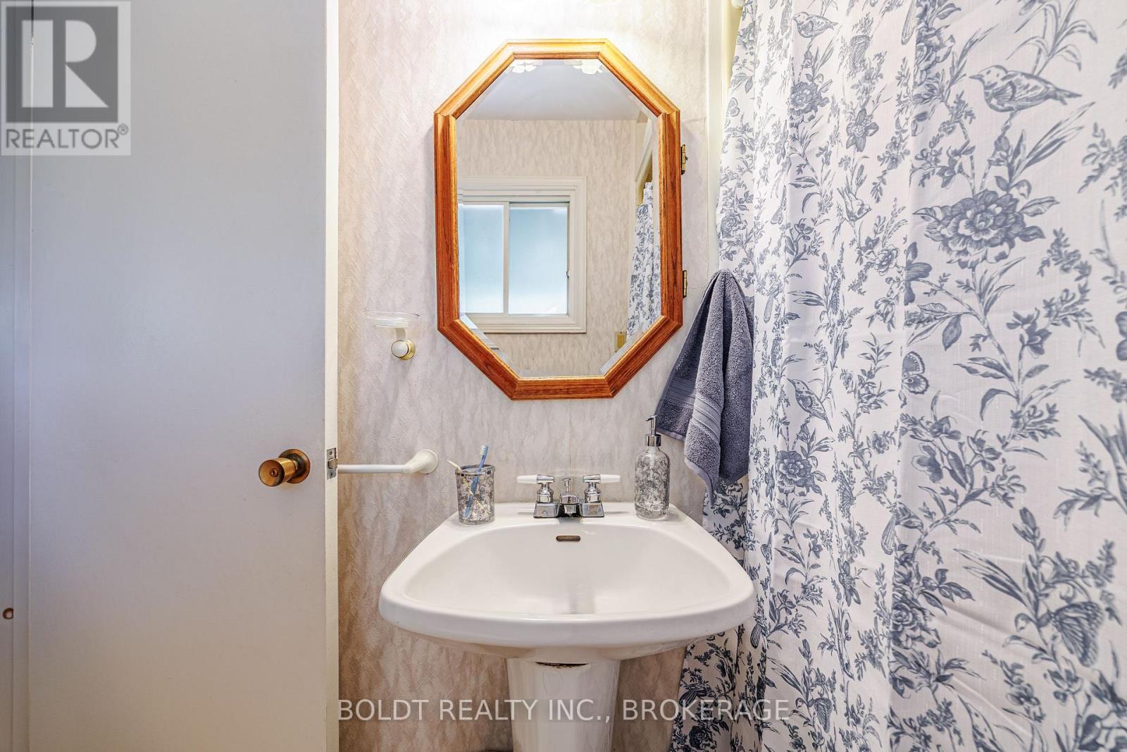 7 Mayholme Court, St. Catharines, Ontario  L2N 4C1 - Photo 24 - X13184532