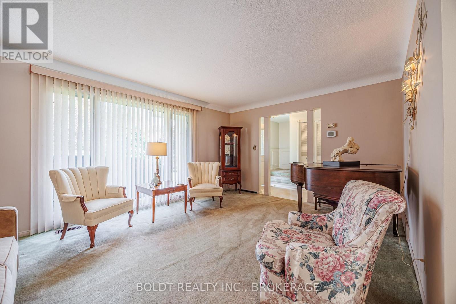 7 Mayholme Court, St. Catharines, Ontario  L2N 4C1 - Photo 6 - X13184532